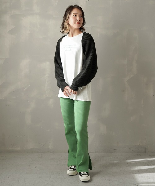 SPINNS（スピンズ）の「【ZOZO限定カラー&サイズ展開】リブ フレア イージーパンツ（その他パンツ・レディース・ミント/ブルー/アッシュ/オレンジ/イエロー/アイボリー/ブラック/グリーン/ベージュ/ピンク・M/S）」の15枚目の写真