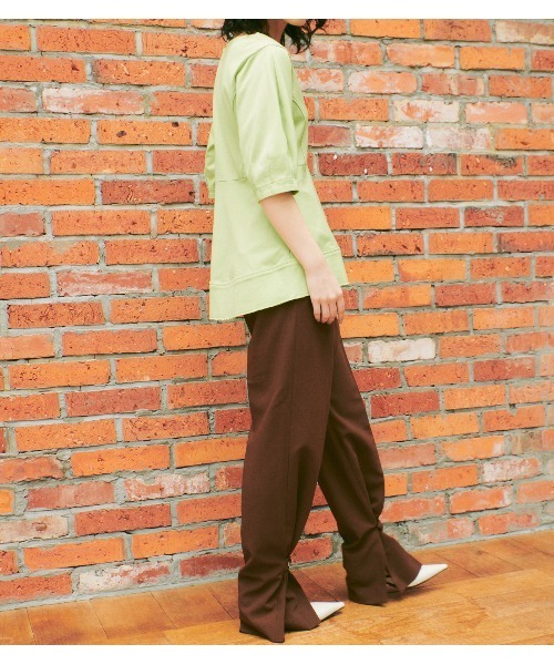 LE CIEL BLEU(ルシェルブルー)の「Boat Neck Peplum Tee(Tシャツ/カットソー・レディース・オフホワイト/ライトグリーン/ボルドー・36)」の11枚目の写真