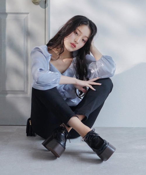 VIVIAN（ヴィヴィアン）の「スクエアトゥ厚底プラットフォームレースアップパンプス（パンプス・レディース・ブラック/ダークブラウン/ブラウン/アイボリー・S/M/L/LL）」の14枚目の写真