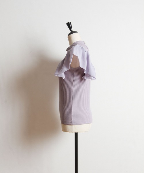 tocco closet（トッコ　クローゼット）の「シフォンボリュームスリーブ切り替えリブトップス（ニット/セーター・レディース・ラベンダー/ピンクベージュ・M）」の12枚目の写真
