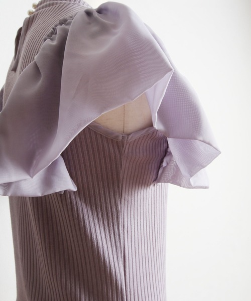 tocco closet（トッコ　クローゼット）の「シフォンボリュームスリーブ切り替えリブトップス（ニット/セーター・レディース・ラベンダー/ピンクベージュ・M）」の15枚目の写真