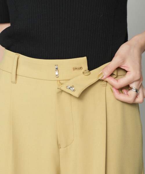 NANO universe（ナノユニバース）の「WEB限定/センタープレスタックワイドパンツ（その他パンツ・レディース・イエロー/チャコール/ベージュ・36/38）」の18枚目の写真