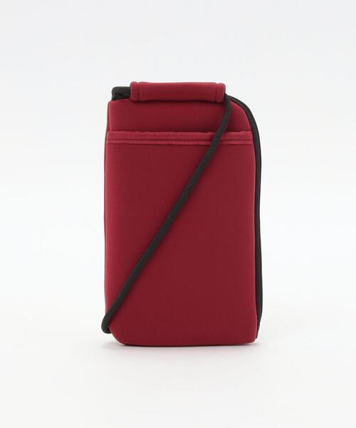 To b. by agnes b.（トゥービーバイアニエスベー）の「WR99 POCHETTE マルチポシェット（エコバッグ/サブバッグ・レディース・レッド・UNI）」の3枚目の写真