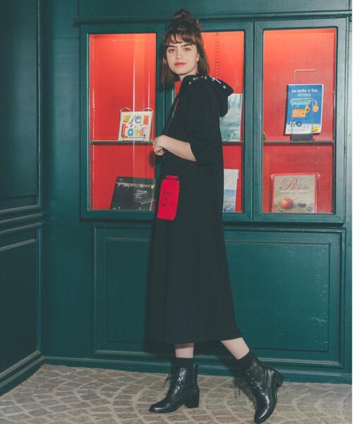 To b. by agnes b.（トゥービーバイアニエスベー）の「WR99 POCHETTE マルチポシェット（エコバッグ/サブバッグ・レディース・レッド・UNI）」の7枚目の写真