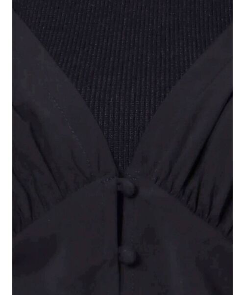 LAGUNAMOON（ラグナムーン）の「ショルダーギャザーレイヤードニット（ニット/セーター・レディース・アイボリー/ブラック/ブラウン・FREE）」の19枚目の写真