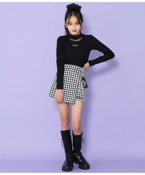 ANAP GiRL(アナップガール)の「チェーン付デザインスカパン(その他パンツ・キッズ・ベージュ/ブラック/ホワイト×ブラック・XS/S/M)」の12枚目の写真