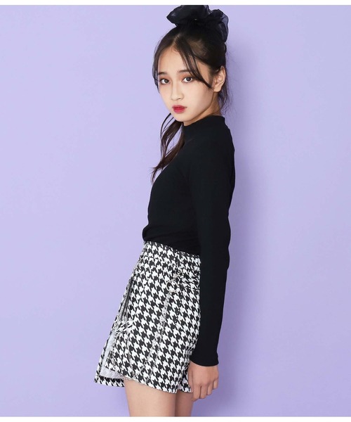 ANAP GiRL(アナップガール)の「チェーン付デザインスカパン(その他パンツ・キッズ・ベージュ/ブラック/ホワイト×ブラック・XS/S/M)」の13枚目の写真