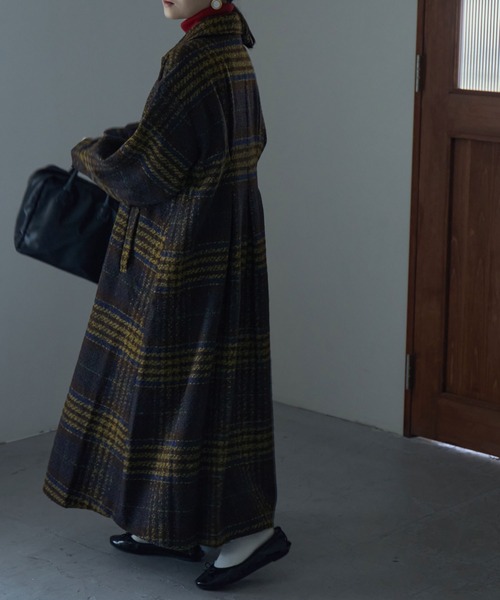 etoll.（エトル）の「チェック柄タックロングコート（ステンカラーコート・レディース・ネイビー/ブラウン/グレー・M/L）」の17枚目の写真