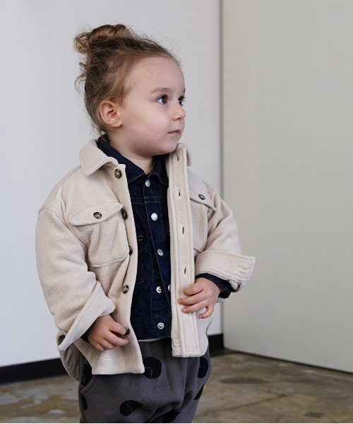 quoti use fith（クゥオティ　ユース　フィス）の「イージーウォーム 長袖 オーバーシャツ（シャツ/ブラウス・キッズ・ブルー/ブラウン/アイボリー/チャコールグレー・100/90/110/130/120/80）」の2枚目の写真