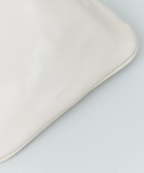 CONVERSE TOKYO（コンバーストウキョウ）の「ボンサック巾着バッグ（バックパック/リュック・レディース・ブラック/ホワイト・FREE）」の7枚目の写真