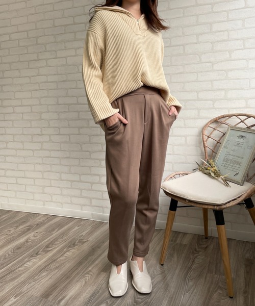 Chiaro（キアロ）の「裏起毛 美脚テーパードパンツ（その他パンツ・レディース・ブラック/ベージュ/モカ・M/L）」の18枚目の写真