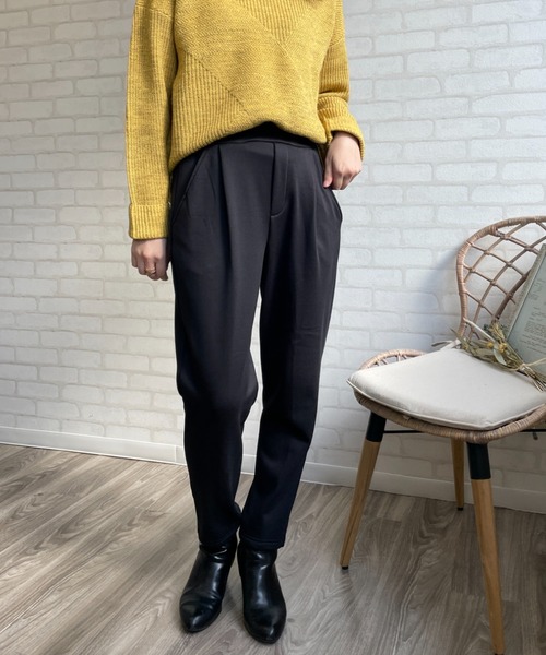 Chiaro（キアロ）の「裏起毛 美脚テーパードパンツ（その他パンツ・レディース・ブラック/ベージュ/モカ・M/L）」の9枚目の写真