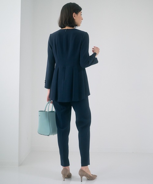 ANAYI(アナイ)の「ストレッチクロステーパード パンツ(その他パンツ・レディース・ミント/ライトグレー/ネイビー・36/38/34)」の15枚目の写真