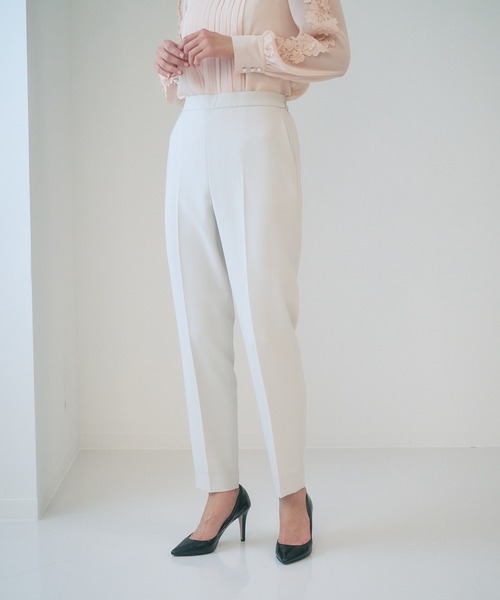 ANAYI(アナイ)の「ストレッチクロステーパード パンツ(その他パンツ・レディース・ミント/ライトグレー/ネイビー・36/38/34)」の14枚目の写真