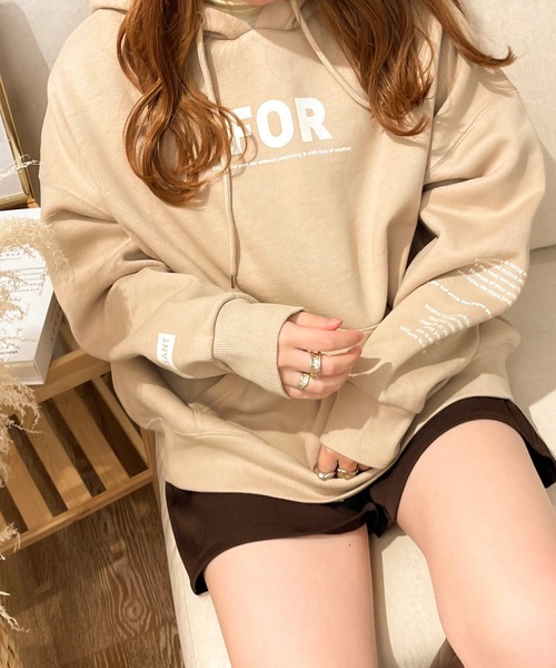 apres jour clair（アプレジュールクレア）の「【apres jour clair】アソートロゴフーディ（パーカー・レディース・アイボリー/ベージュ/ナチュラル/グリーン・フリー/X-LARGE）」の17枚目の写真