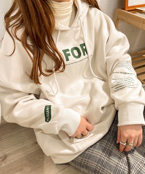 apres jour clair（アプレジュールクレア）の「【apres jour clair】アソートロゴフーディ（パーカー・レディース・アイボリー/ベージュ/ナチュラル/グリーン・フリー/X-LARGE）」の9枚目の写真