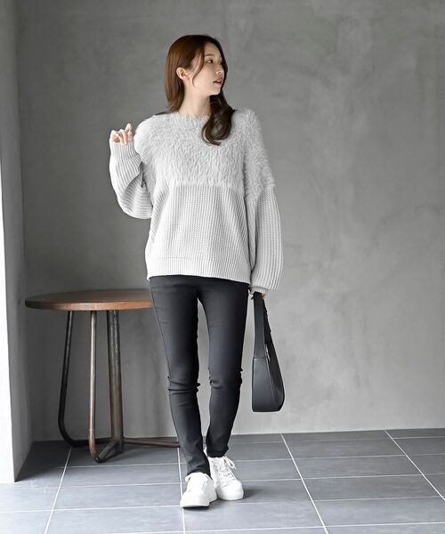 rps(アールピーエス)の「編地切替シャギーニットプルオーバー(ニット/セーター・レディース・チャコールグレー/アイボリー/マスタード/グレイッシュベージュ/ダークグリーン/グレー/ライトグレー/ボルドー・M/フリー)」の18枚目の写真