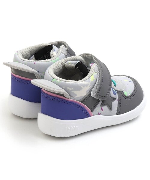 IFME(イフミー)の「IFMEコラボスニーカー(スニーカー・キッズ・ブラック/ライトグレー・13/14/13.5/18/17/14.5/15 /19/16)」の7枚目の写真