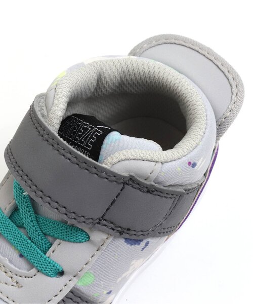 IFME(イフミー)の「IFMEコラボスニーカー(スニーカー・キッズ・ブラック/ライトグレー・13/14/13.5/18/17/14.5/15 /19/16)」の8枚目の写真