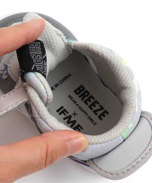 IFME(イフミー)の「IFMEコラボスニーカー(スニーカー・キッズ・ブラック/ライトグレー・13/14/13.5/18/17/14.5/15 /19/16)」の10枚目の写真