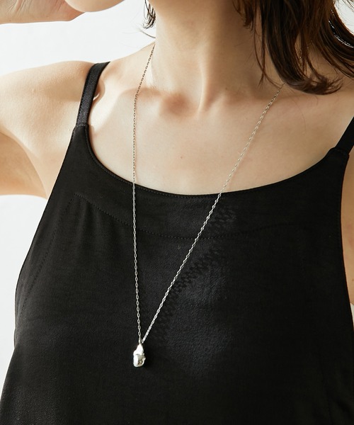 PAPILLONNER（パピヨネ）の「メタルバロックパールネックレス/PAPILLONNER/パピヨネ（ネックレス・レディース・シルバー/ゴールド・FREE）」の17枚目の写真