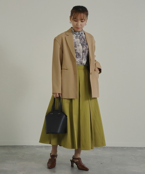 AULI（アウリィ）の「【低身長向けサイズ】ミモレ丈アシンメトリーフレアプリーツスカート（スカート・レディース・ベージュ/ネイビー/イエロー・S/XS）」の14枚目の写真