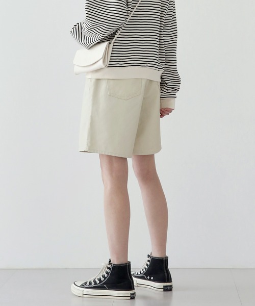 UNE MANSION(ユヌマンション)の「レザーコーティングハーフパンツ(その他パンツ・レディース・ブラック/アイボリー・SMALL/MEDIUM/LARGE)」の20枚目の写真