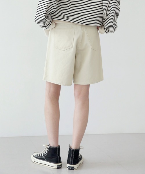 UNE MANSION(ユヌマンション)の「レザーコーティングハーフパンツ(その他パンツ・レディース・ブラック/アイボリー・SMALL/MEDIUM/LARGE)」の16枚目の写真