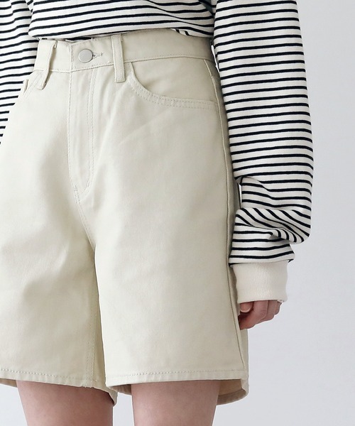 UNE MANSION(ユヌマンション)の「レザーコーティングハーフパンツ(その他パンツ・レディース・ブラック/アイボリー・SMALL/MEDIUM/LARGE)」の15枚目の写真