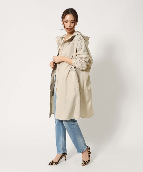 Jines（ジネス）の「エアリーグログラン素材・ポンチョ風マウンテンパーカー（マウンテンパーカー・レディース・ベージュ/ネイビー/カーキ・FREE）」の8枚目の写真