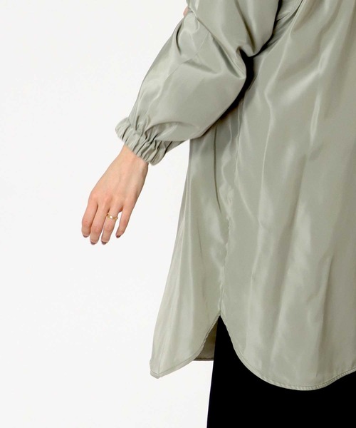 Jines（ジネス）の「エアリーグログラン素材・ポンチョ風マウンテンパーカー（マウンテンパーカー・レディース・ベージュ/ネイビー/カーキ・FREE）」の16枚目の写真