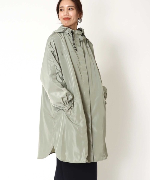 Jines（ジネス）の「エアリーグログラン素材・ポンチョ風マウンテンパーカー（マウンテンパーカー・レディース・ベージュ/ネイビー/カーキ・FREE）」の11枚目の写真
