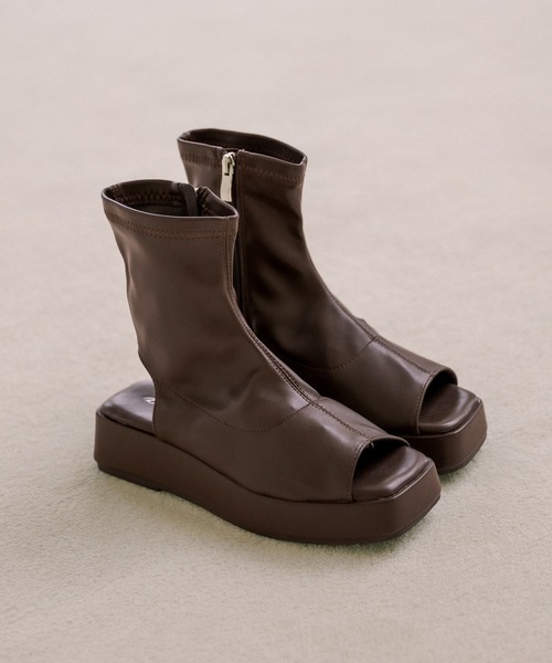 OLIVE des OLIVE(オリーブデオリーブ)の「ストレッチブーツサンダル(ブーツ・レディース・オフホワイト/ブラック/ダークブラウン・SMALL/MEDIUM/LARGE)」の1枚目の写真