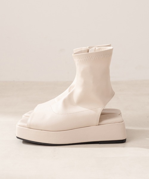 OLIVE des OLIVE(オリーブデオリーブ)の「ストレッチブーツサンダル(ブーツ・レディース・オフホワイト/ブラック/ダークブラウン・SMALL/MEDIUM/LARGE)」の8枚目の写真