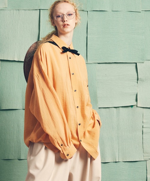 MAISON SPECIAL（メゾンスペシャル）の「《ユニセックスアイテム》シアープライムオーバーレギュラーシャツ 【MAISON SPECIAL/メゾンスペシャル】（シャツ/ブラウス・メンズ・チャコールグレー/ブラック/イエロー/オレンジ/ブルー・1/2/0）」の5枚目の写真