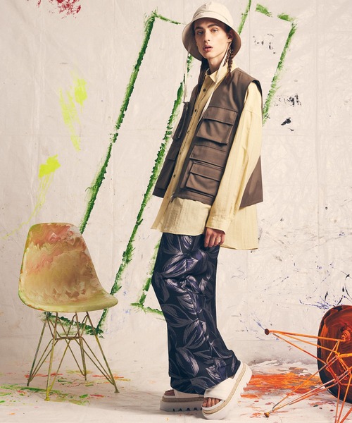 MAISON SPECIAL（メゾンスペシャル）の「《ユニセックスアイテム》シアープライムオーバーレギュラーシャツ 【MAISON SPECIAL/メゾンスペシャル】（シャツ/ブラウス・メンズ・チャコールグレー/ブラック/イエロー/オレンジ/ブルー・1/2/0）」の19枚目の写真