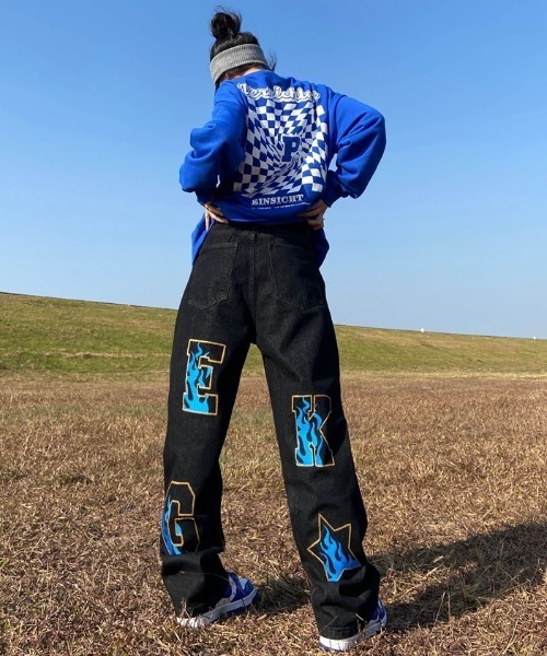 ARULE（アルール）の「A'GEM/9 × .kom『ARULE/アルール』ファイヤー レタリング ワッペン ワイドシルエット デニムパンツ（デニムパンツ・メンズ・ネイビー・M/L）」の16枚目の写真