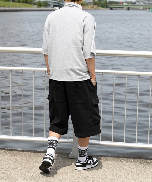 kutir(クティール)の「ロゴ入り半袖ハーフジップ(Tシャツ/カットソー・メンズ・ライトグレー/ブラック/グリーン・MEDIUM/LARGE)」の14枚目の写真