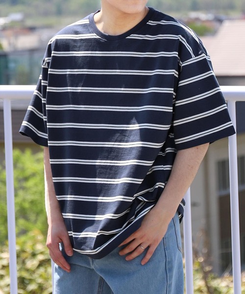 ZIP FIVE（ジップファイブ）の「【ZIP FIVE】アソートマルチボーダーオーバーサイズ半袖Tシャツ（Tシャツ/カットソー・レディース・ホワイト×ブラック/ブラック×ホワイト/ホワイト×ネイビー/ホワイト系/ブラック系/グリーン系/グリーン系1/ネイビー系/ネイビー系1/ブルー系/ブルー系1・MEDIUM/LARGE/X-LARGE）」の10枚目の写真