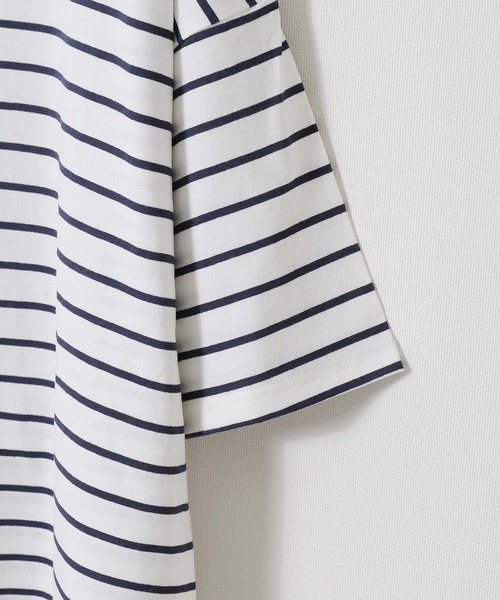 ZIP FIVE（ジップファイブ）の「【ZIP FIVE】アソートマルチボーダーオーバーサイズ半袖Tシャツ（Tシャツ/カットソー・レディース・ホワイト×ブラック/ブラック×ホワイト/ホワイト×ネイビー/ホワイト系/ブラック系/グリーン系/グリーン系1/ネイビー系/ネイビー系1/ブルー系/ブルー系1・MEDIUM/LARGE/X-LARGE）」の13枚目の写真