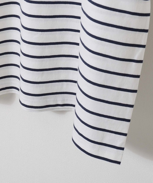 ZIP FIVE（ジップファイブ）の「【ZIP FIVE】アソートマルチボーダーオーバーサイズ半袖Tシャツ（Tシャツ/カットソー・レディース・ホワイト×ブラック/ブラック×ホワイト/ホワイト×ネイビー/ホワイト系/ブラック系/グリーン系/グリーン系1/ネイビー系/ネイビー系1/ブルー系/ブルー系1・MEDIUM/LARGE/X-LARGE）」の14枚目の写真