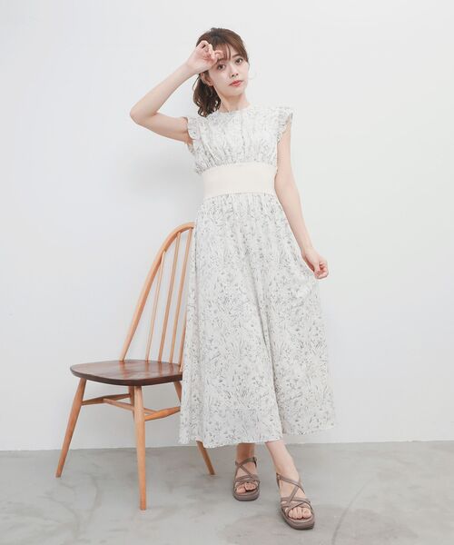 MAJESTIC LEGON（マジェスティックレゴン）の「コルセットデザインフリルワンピース（ワンピース・レディース・グレー系その他/ホワイト系その他2/ピンク系その他2/ピンクベージュ・MEDIUM/SMALL）」の19枚目の写真