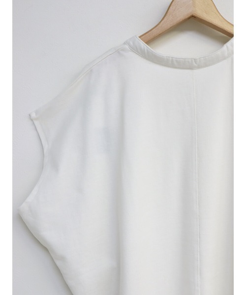 HEILIS(ヘイリス)の「《hideka select》キーネックフレンチスリーブカットソー / キーネック フレンチスリーブ カットソー Tシャツ(Tシャツ/カットソー・レディース・チャコールグレー/アイボリー・FREE)」の15枚目の写真