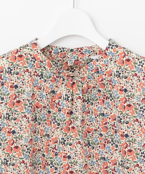J.PRESS（ジェイプレス）の「【洗える】LIBERTY Pepper&Coward スタンドカラー ブラウス（シャツ/ブラウス・レディース・ベージュ系5/ネイビー系5・T15/T13）」の7枚目の写真