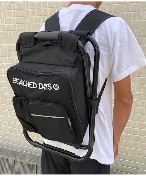 BEACHED DAYS(ビーチドデイズ)の「【BEACHED DAYS/ビーチデイズ】CHAIR IN BAG チェア付き バックパック 保冷・保温機能(バックパック/リュック・メンズ・ブラック/オリーブ/カモフラージュ・FREE)」の4枚目の写真