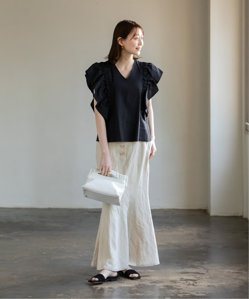 Noble(ノーブル)の「《追加》リネンラッフルスリーブブラウス(シャツ/ブラウス・レディース・ネイビー/ライトグリーン・FREE)」の9枚目の写真