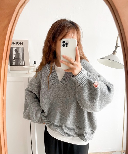 《JaVaジャバコラボ》ふんわりソフトタッチ。ミックスカラーディープVネックニット