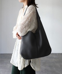 ラウンドトートバッグ