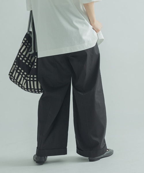 FORK&SPOON（フォークアンドスプーン）の「FORK&SPOON　コットンサテンワイドパンツ（その他パンツ・レディース・ブラック/ベージュ系その他・2/1）」の6枚目の写真