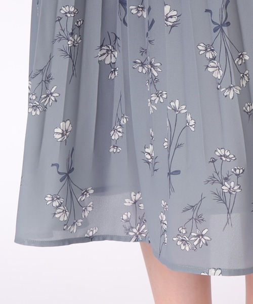 LAISSE PASSE（レッセパッセ）の「コスモスプリントプリーツ